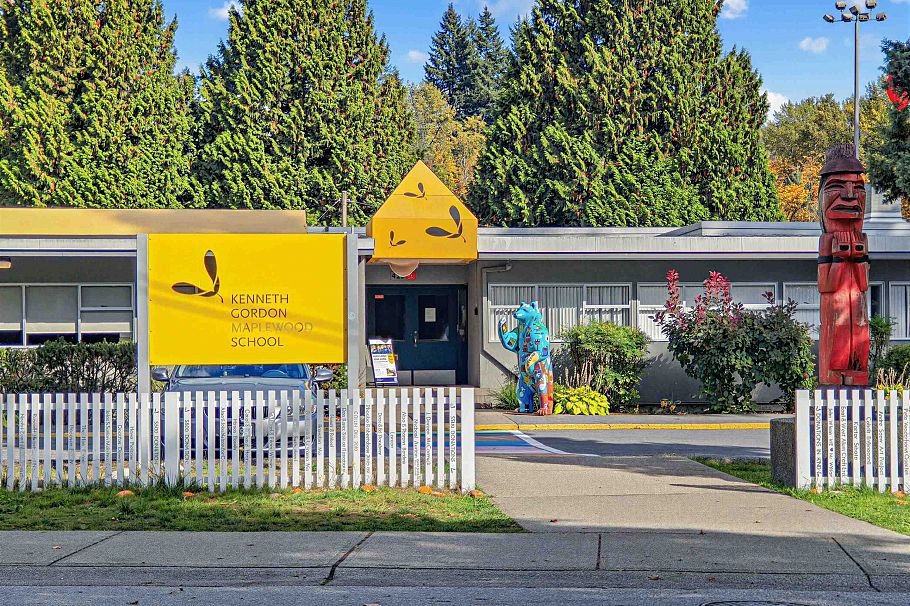 21 433 Seymour River Place North Vancouver, BC - 36