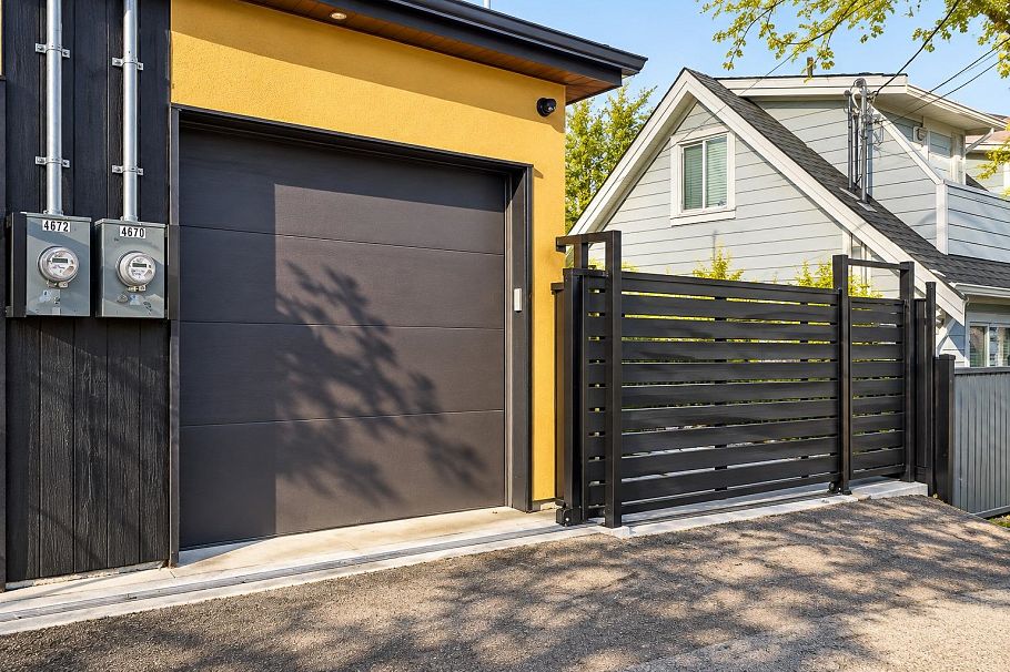 4670 Todd Street Vancouver, BC - 36