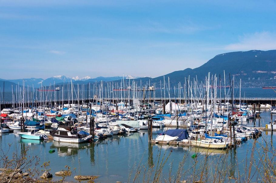3485 W 2nd Avenue Vancouver, BC - 34