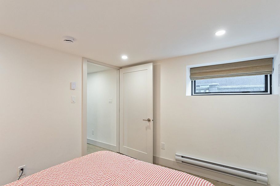 1444 Lakewood Drive Vancouver, BC - 25