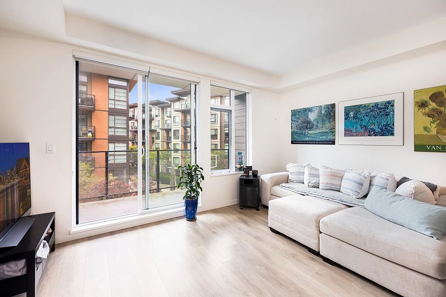 209 725 Marine Drive North Vancouver, BC - 8