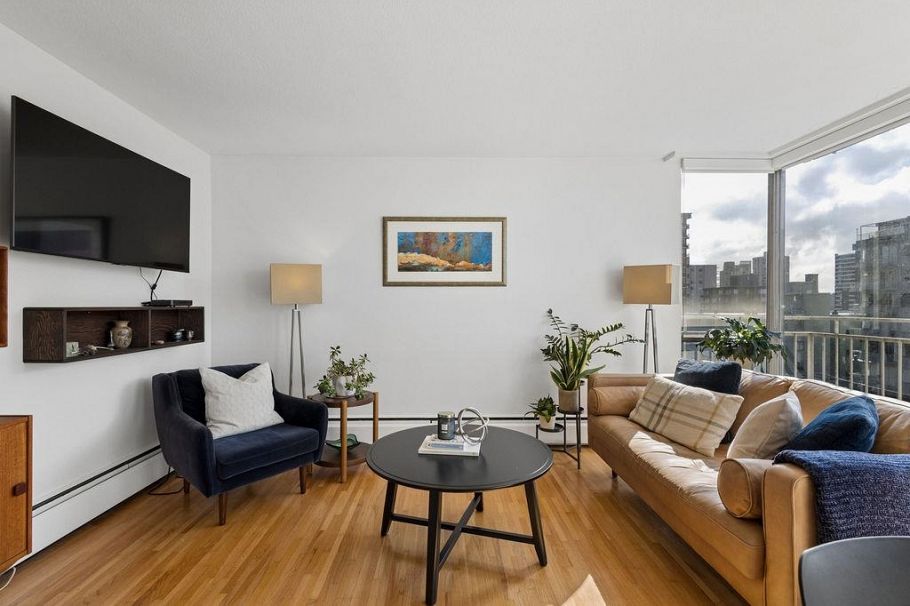 607 1250 Burnaby Street Vancouver, BC - 2