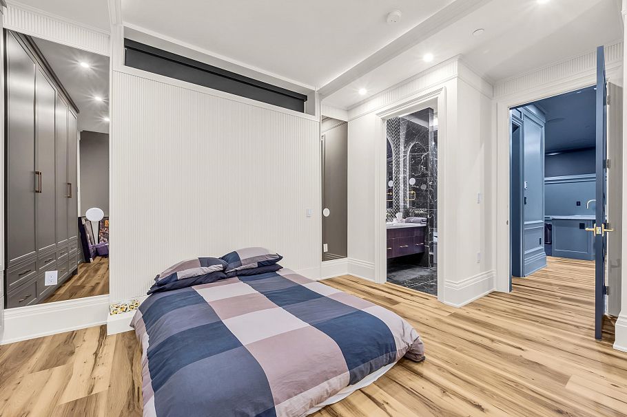 1443 W 57th Avenue Vancouver, BC - 21
