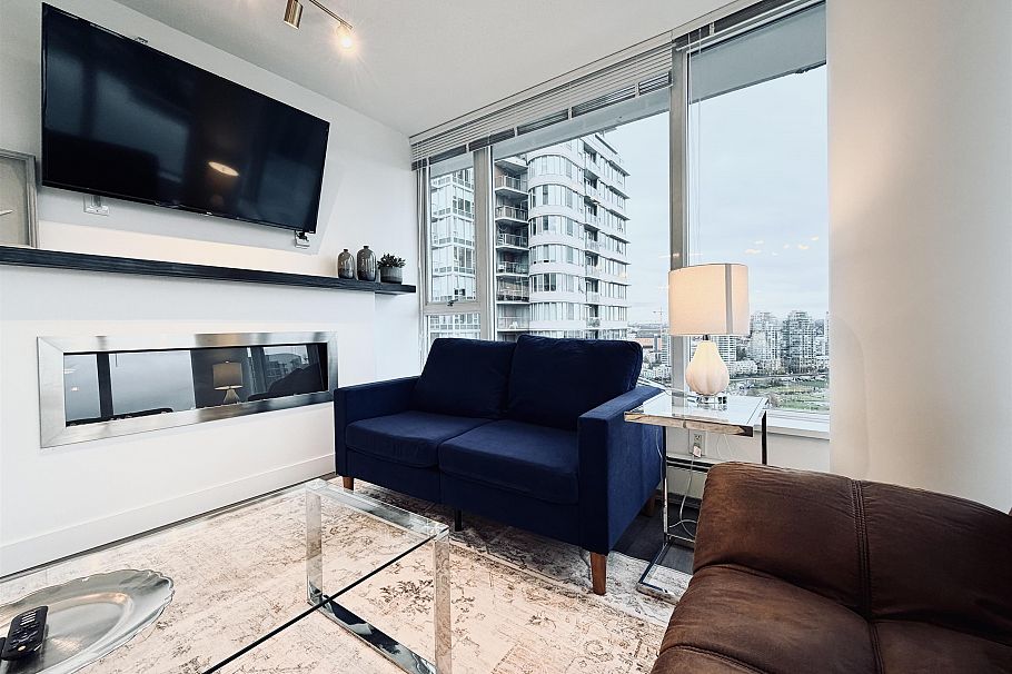 2705 689 Abbott Street Vancouver, BC - 9