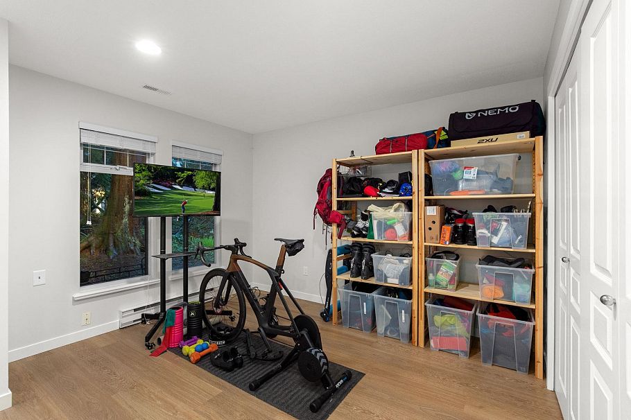 1188 Strathaven Drive North Vancouver, BC - 22