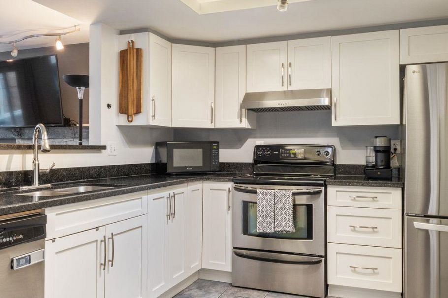 204 1220 W 6th Avenue Vancouver, BC - 15