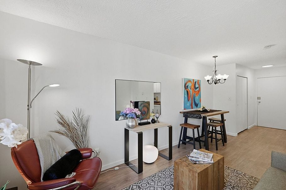 104 3465 Glen Drive Vancouver, BC - 6