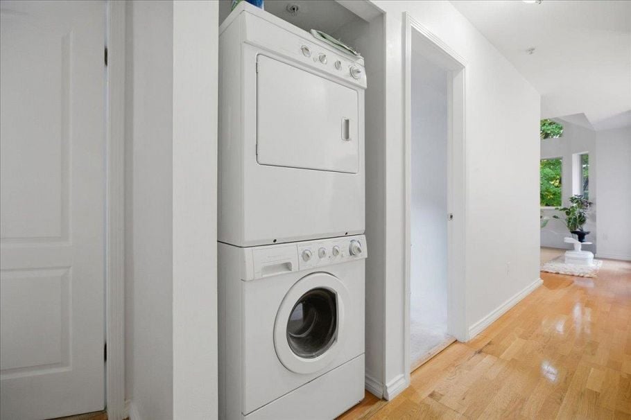 404 1723 Frances Street Vancouver, BC - 18