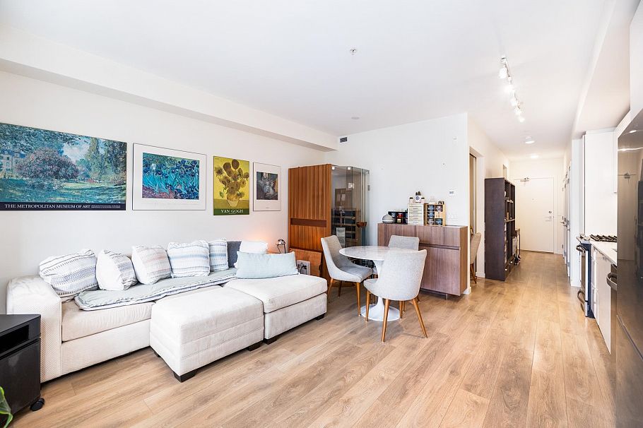 209 725 Marine Drive North Vancouver, BC - 6
