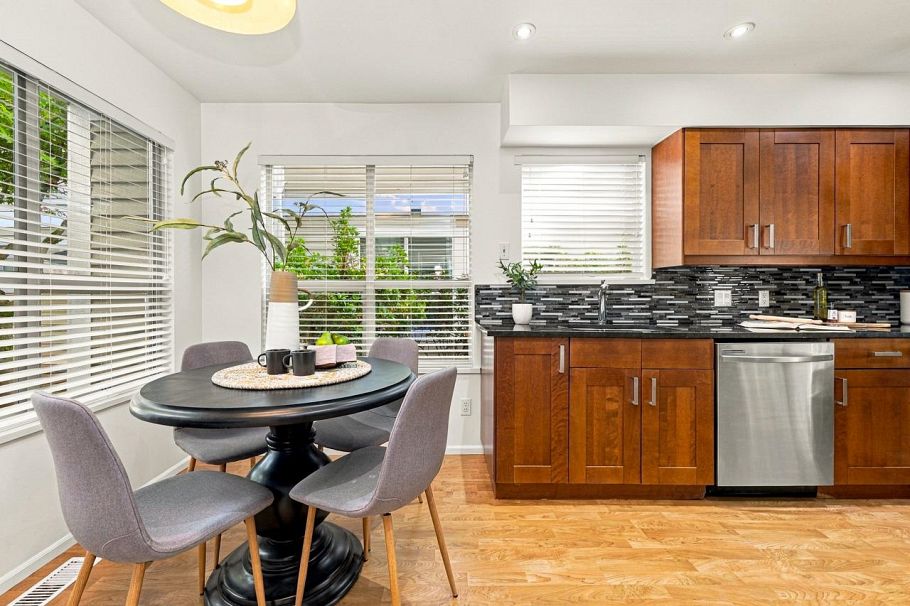 62 650 Roche Point Drive North Vancouver, BC - 10