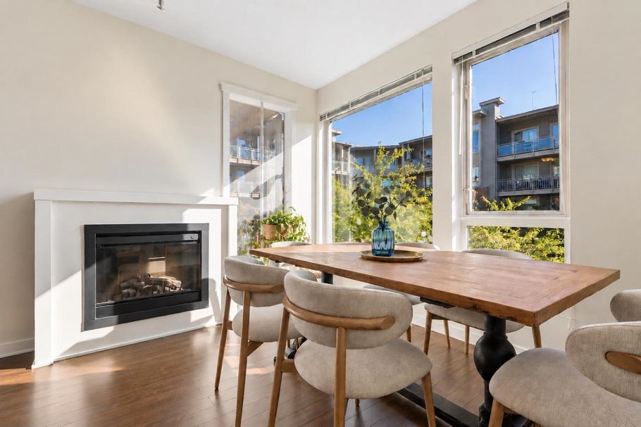 304 119 W 22nd Street Street North Vancouver, BC - 7