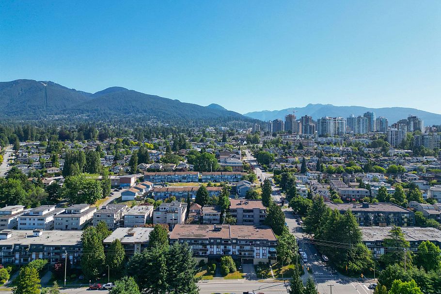305 310 W 3rd Street North Vancouver, BC - 27
