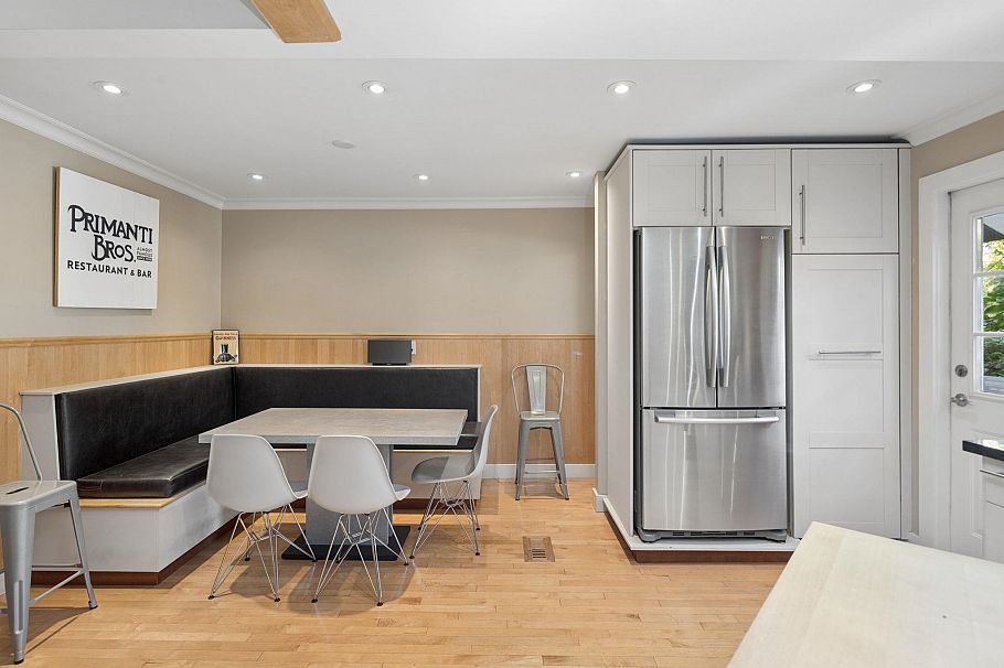 3 230 W 15th Street North Vancouver, BC - 7