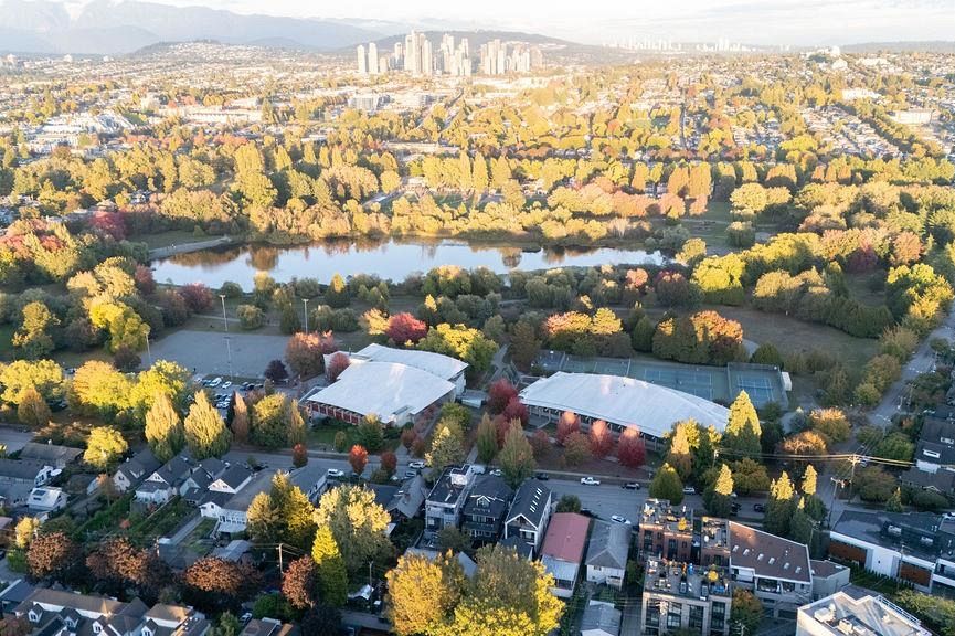 3315 Victoria Drive Vancouver, BC - 12