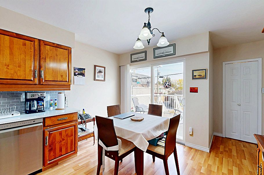 1222 E 51st Avenue Vancouver, BC - 13