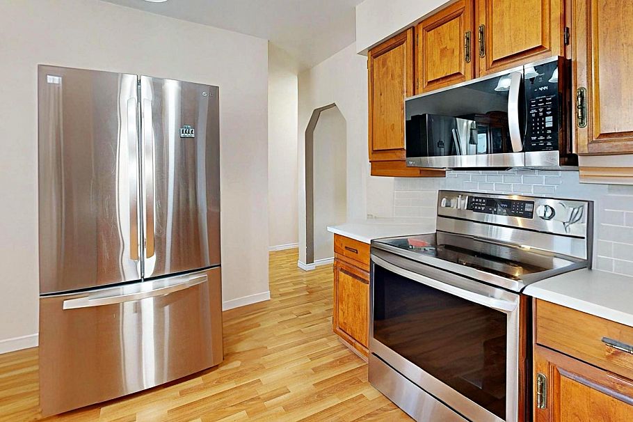 1222 E 51st Avenue Vancouver, BC - 10