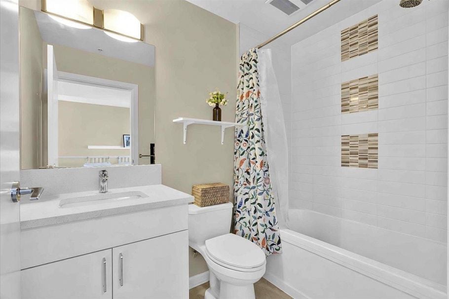 303 4882 Slocan Street Vancouver, BC - 25