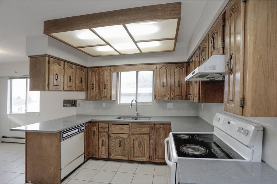 448 E 59th Avenue Vancouver, BC - 10