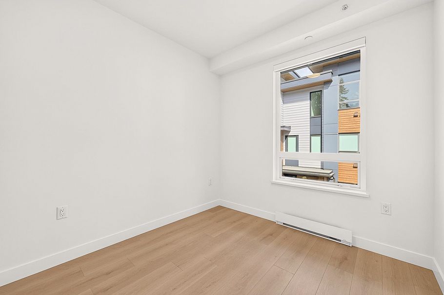 102 932 Lytton Street North Vancouver, BC - 10