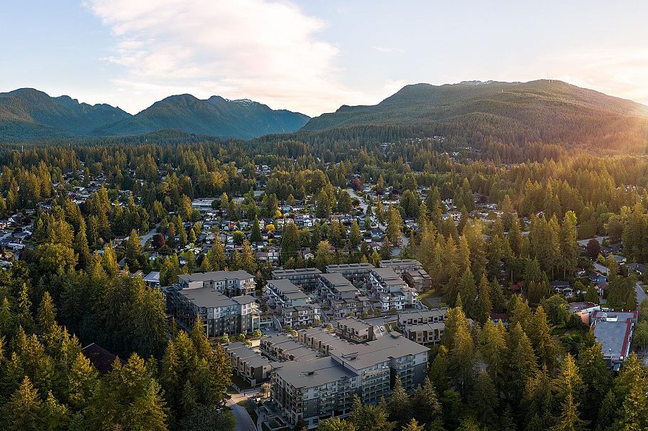 103 934 Lytton Street North Vancouver, BC - 1