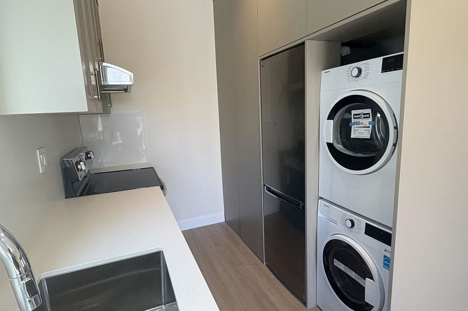 1115 W 48 AVENUE, Vancouver BC V6M 2N4 Vancouver, BC - 2