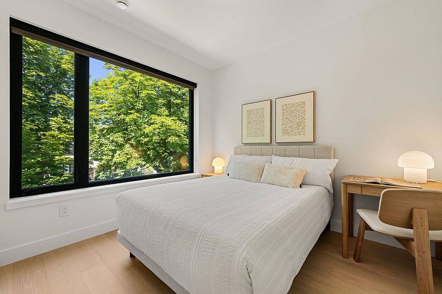 1 2926 W 12th Avenue Vancouver, BC - 10