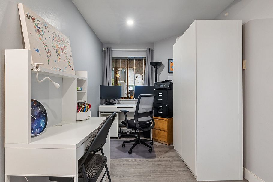 204 1220 W 6th Avenue Vancouver, BC - 9