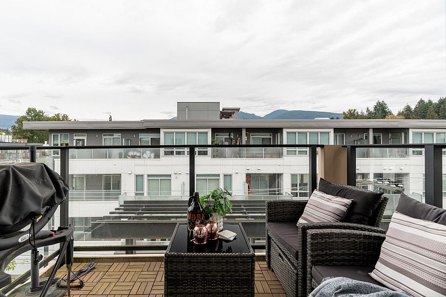 413 317 Bewicke Avenue North Vancouver, BC - 25