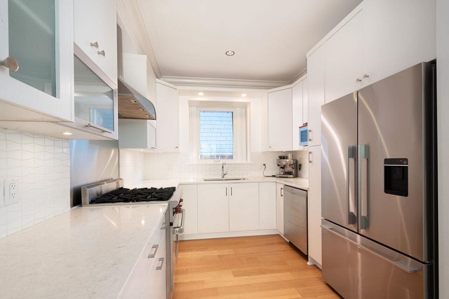 3485 W 2nd Avenue Vancouver, BC - 7