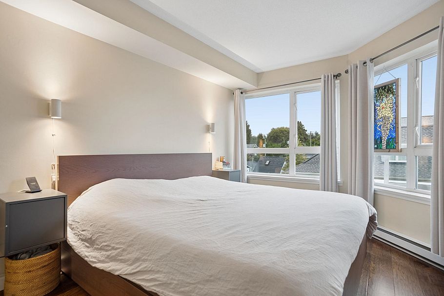 305 1707 Charles Street Vancouver, BC - 17