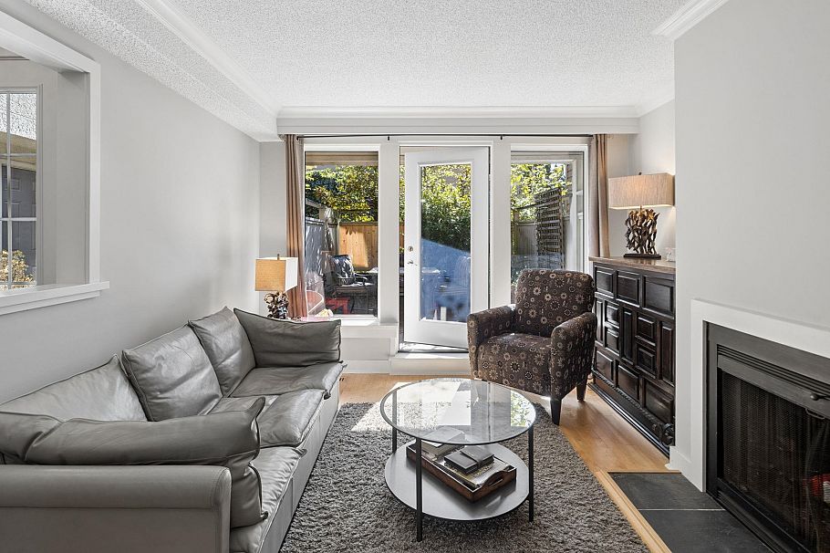 3 230 W 15th Street North Vancouver, BC - 9