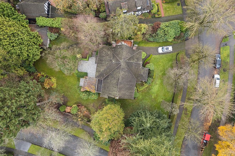 5376 Marguerite Street Vancouver, BC - 25