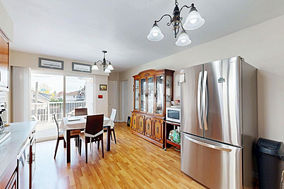 1222 E 51st Avenue Vancouver, BC - 8
