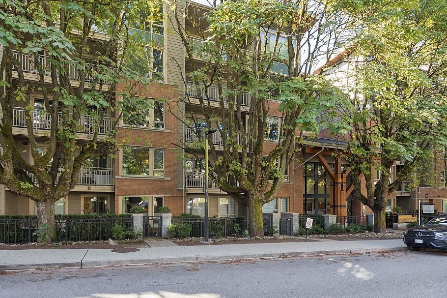 304 119 W 22nd Street Street North Vancouver, BC - 3