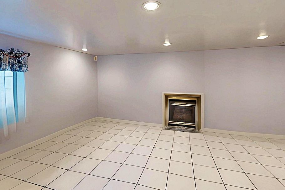 1222 E 51st Avenue Vancouver, BC - 24