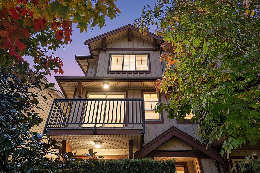 21 433 Seymour River Place North Vancouver, BC - 35
