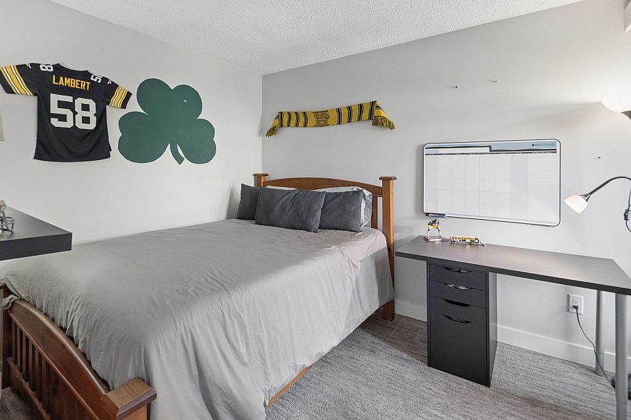 3 230 W 15th Street North Vancouver, BC - 25