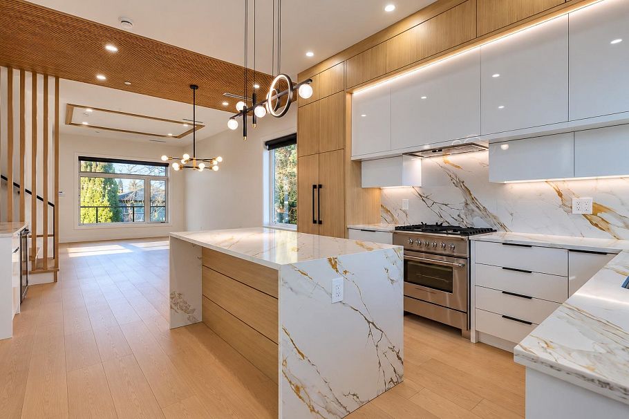 4670 Todd Street Vancouver, BC - 12