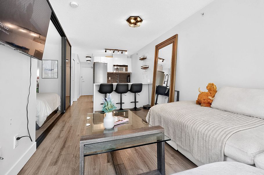 312 1082 Seymour Street Vancouver, BC - 6