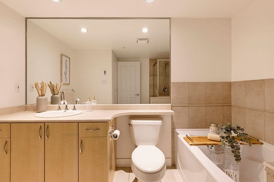 404 1428 W 6th Avenue Vancouver, BC - 27
