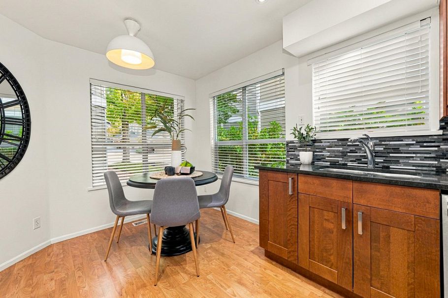 62 650 Roche Point Drive North Vancouver, BC - 9