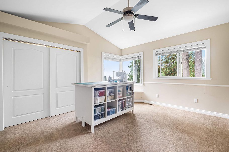 4047 Woodbury Avenue North Vancouver, BC - 20
