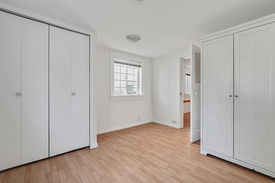 2336 45 Avenue Vancouver, BC - 28