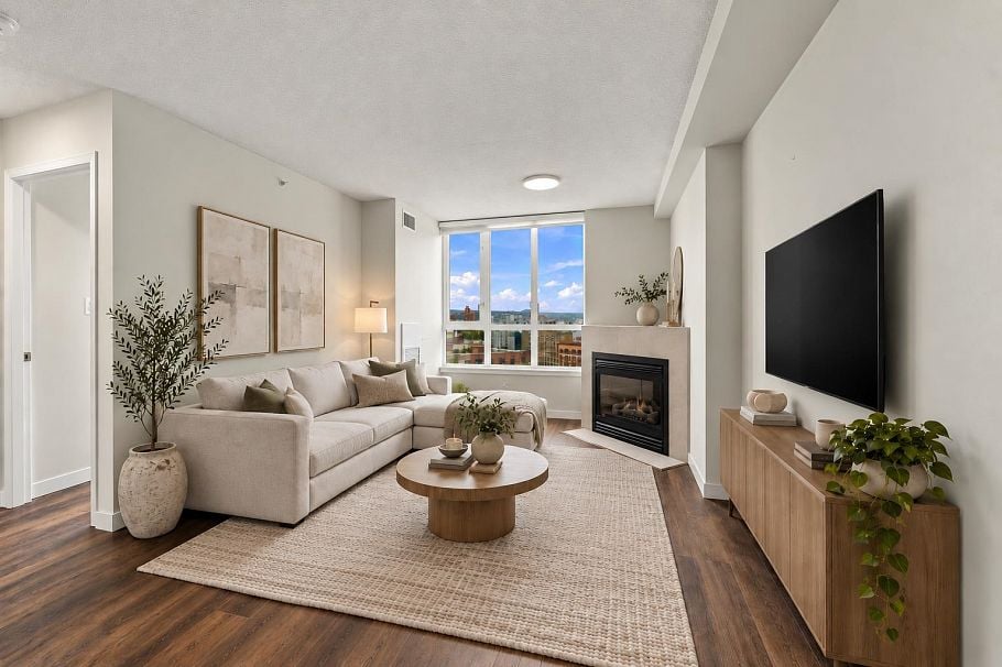 1707 63 Keefer Place Vancouver, BC - 1