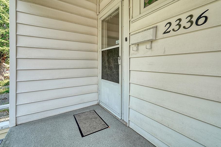 2336 45 Avenue Vancouver, BC - 6
