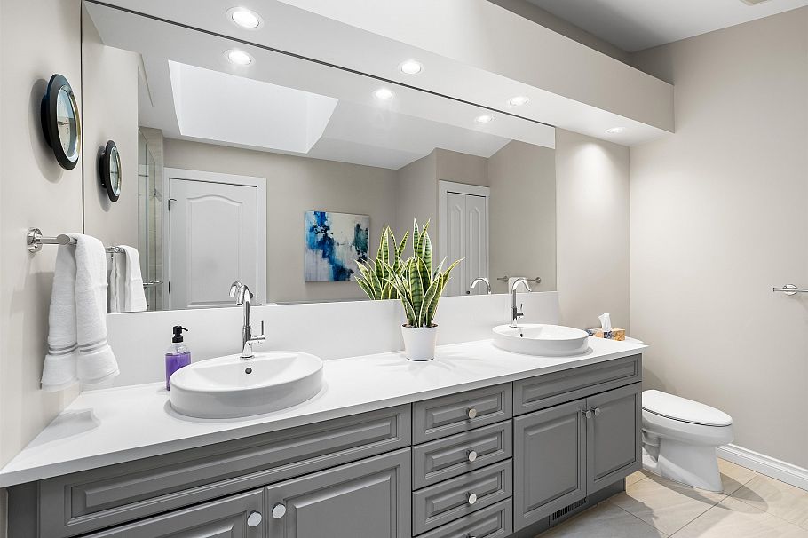 4047 Woodbury Avenue North Vancouver, BC - 22