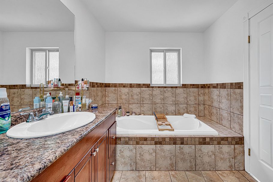 7237 Quatsino Drive Vancouver, BC - 15
