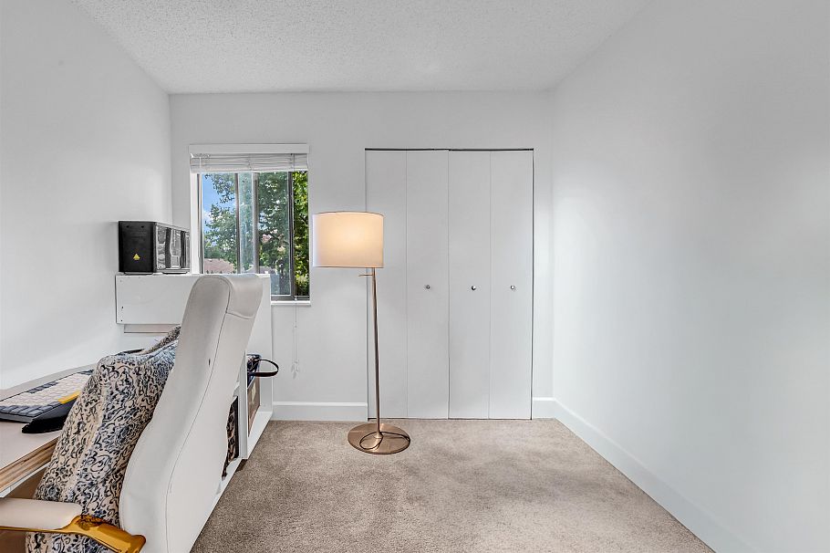 7237 Quatsino Drive Vancouver, BC - 12