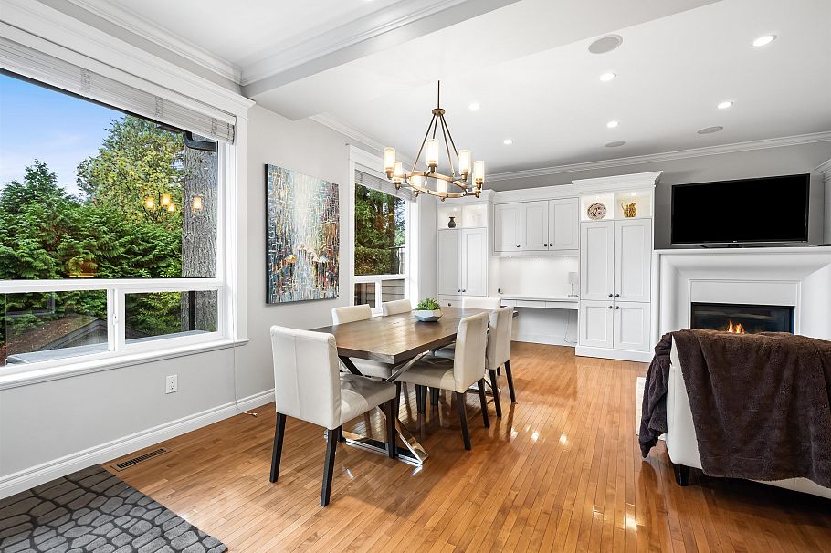 4047 Woodbury Avenue North Vancouver, BC - 8