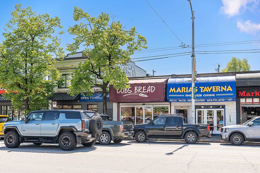 207 1750 W 10th Avenue Vancouver, BC - 27